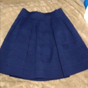 Express pleated skirt